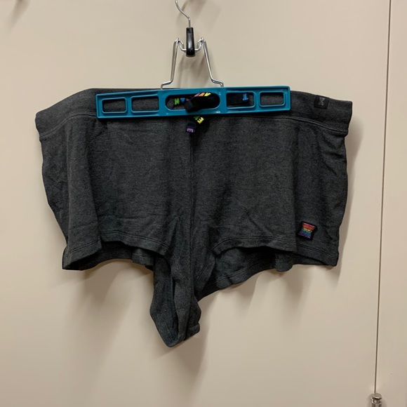 SAVAGE X FENTY NWT Pride Rib Short - Picture 1 of 4